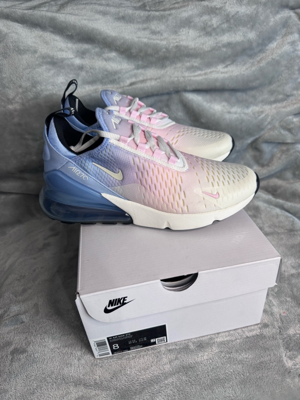 Nike Air Max 270 Women's Pastel Pink to Blue Gradient Sneakers - Picture 2 of 6